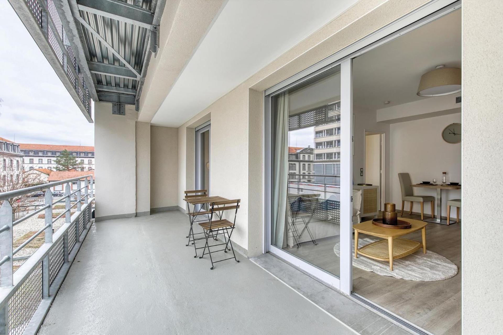 Ovelia Clermont-Ferrand - Le Puy Des Olivines Appartement Buitenkant foto